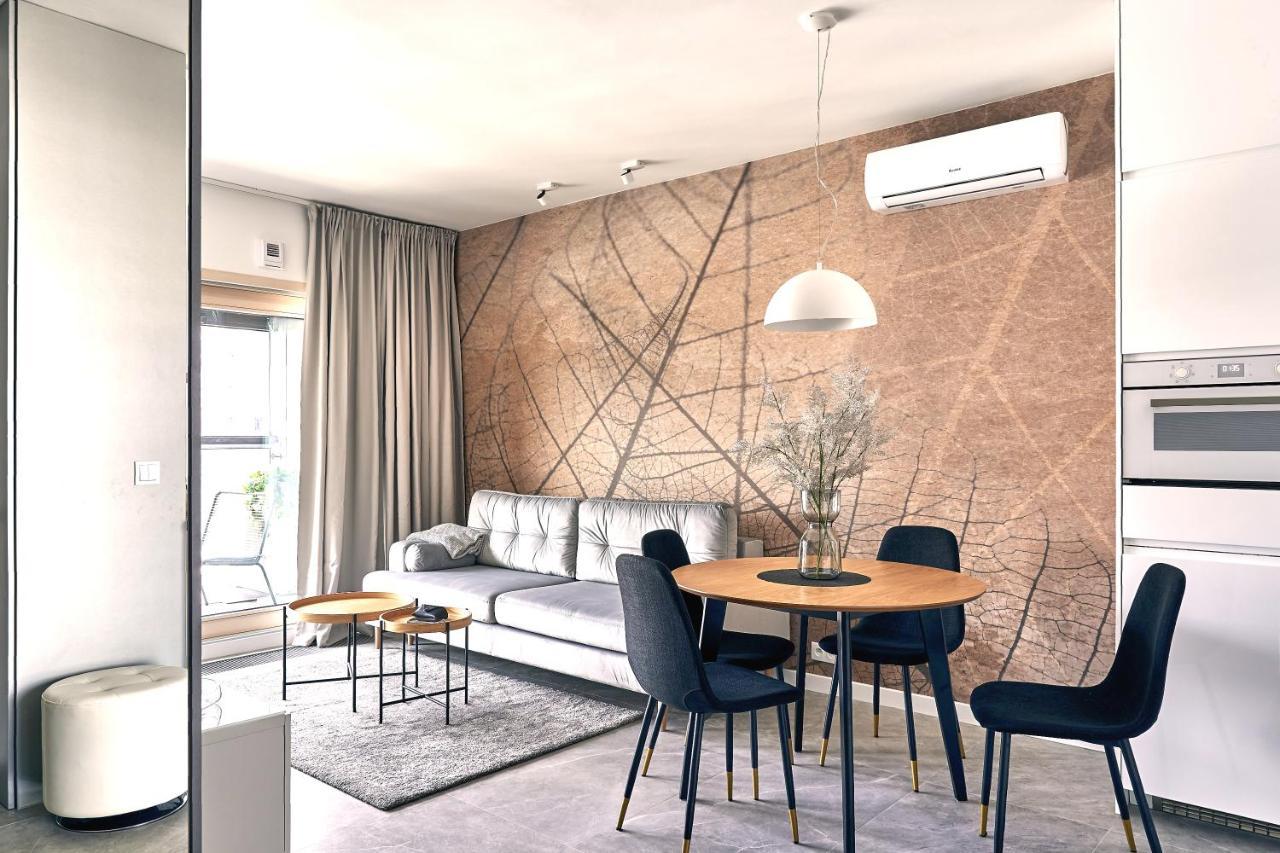 Mennica Residence Suite Apartments ワルシャワ エクステリア 写真