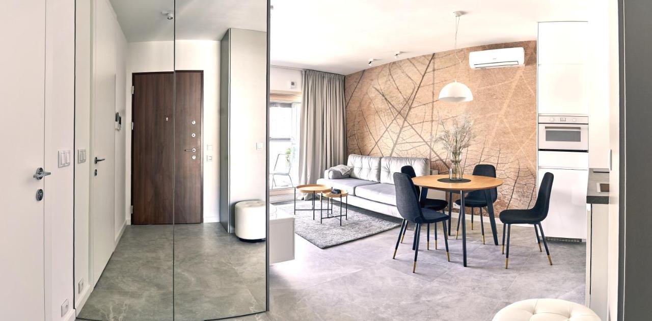 Mennica Residence Suite Apartments ワルシャワ エクステリア 写真